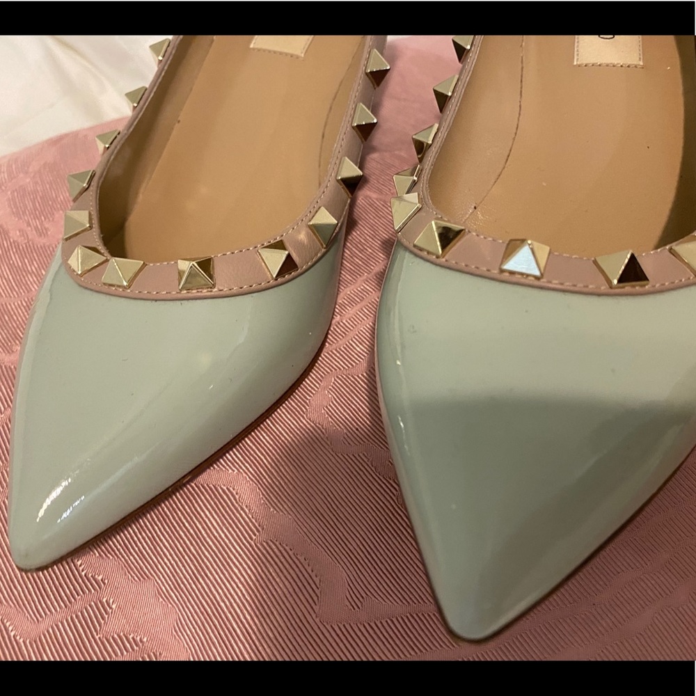 Beautiful Valentino Wedges